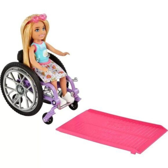 Mattel Barbie Chelsea Doll & Wheelchair Blonde hair Sunglasses ramp Kids Doll - Picture 6 of 7